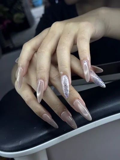 Mẫu nail 240k