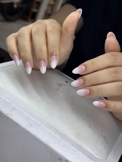 Mẫu nail 270k